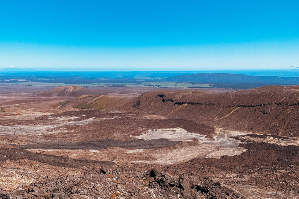 tongariro alpine crossing tips