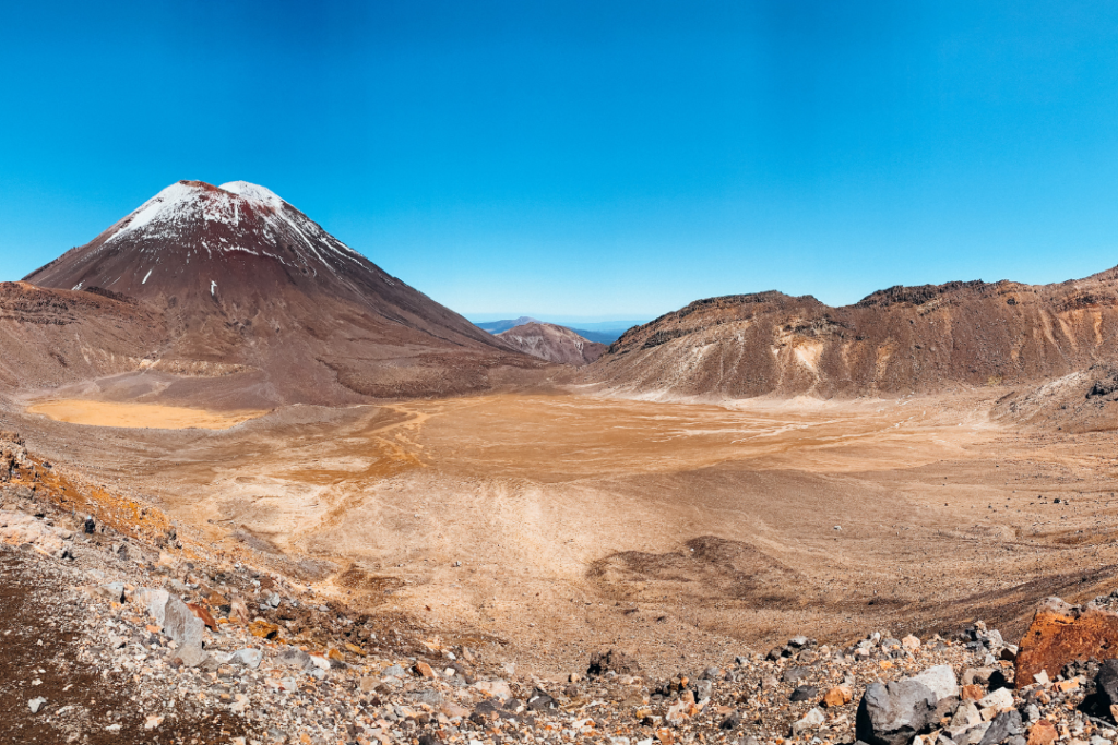 tongariro alpine crossing tips